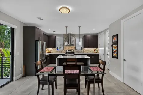 615 NE 22nd Drive Wilton Manors FL 33305