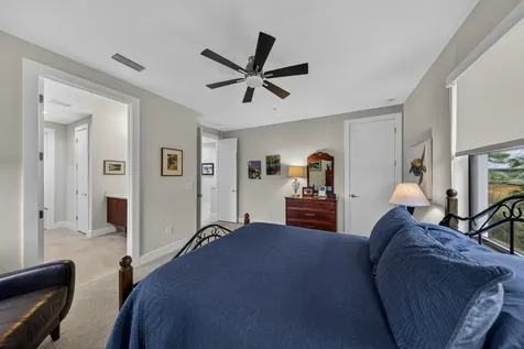 615 NE 22nd Drive Wilton Manors FL 33305