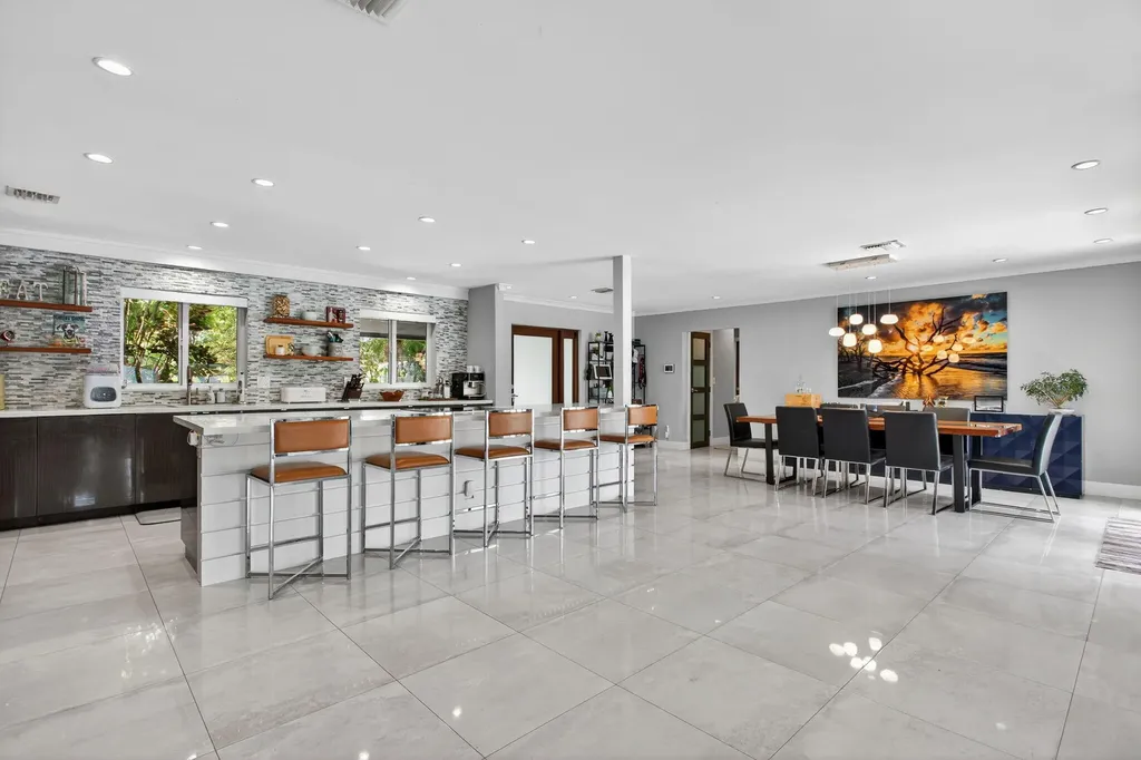 2732 NE 35th Drive Fort Lauderdale FL 33308
