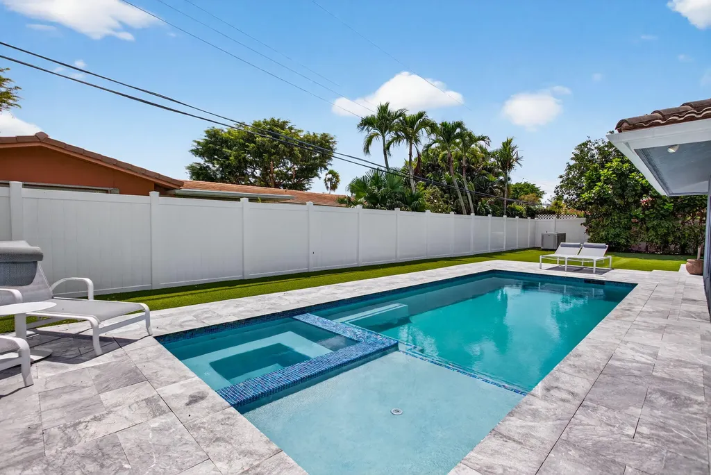 2732 NE 35th Drive Fort Lauderdale FL 33308