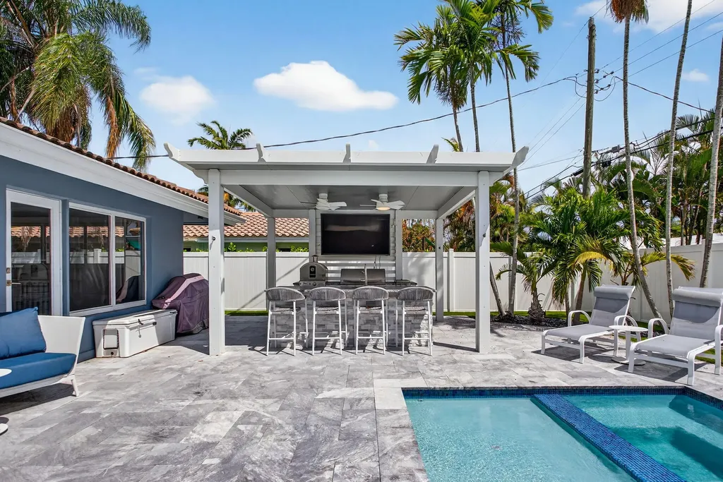 2732 NE 35th Drive Fort Lauderdale FL 33308