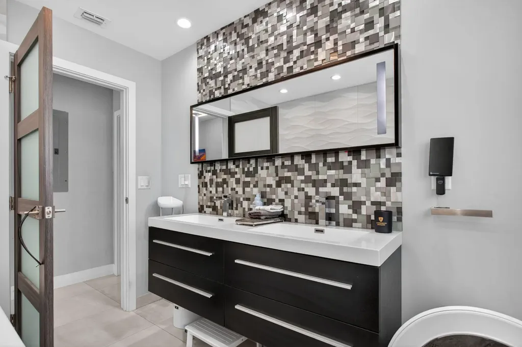 2732 NE 35th Drive Fort Lauderdale FL 33308