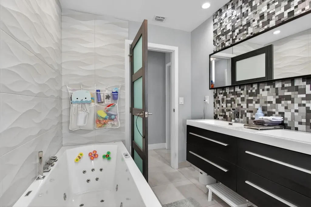 2732 NE 35th Drive Fort Lauderdale FL 33308
