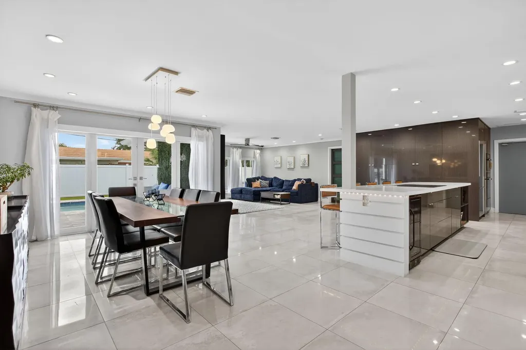 2732 NE 35th Drive Fort Lauderdale FL 33308