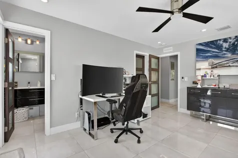 2732 NE 35th Drive Fort Lauderdale FL 33308