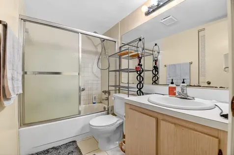 310 Knotty Pine Circle Greenacres FL 33463
