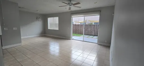 5117 Meadow Oaks Drive Coconut Creek FL 33073