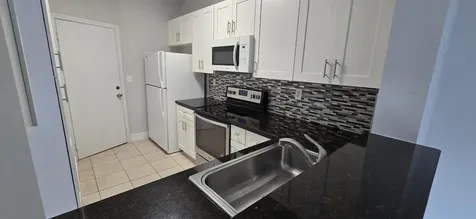 5117 Meadow Oaks Drive Coconut Creek FL 33073