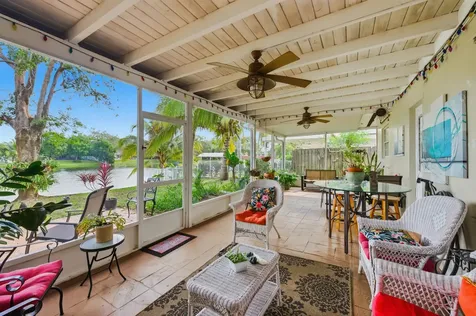 1811 NW 119th Avenue Pembroke Pines FL 33026