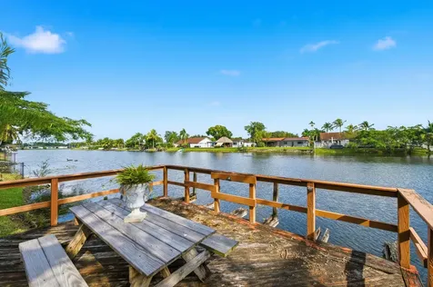 1811 NW 119th Avenue Pembroke Pines FL 33026