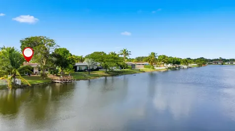 1811 NW 119th Avenue Pembroke Pines FL 33026