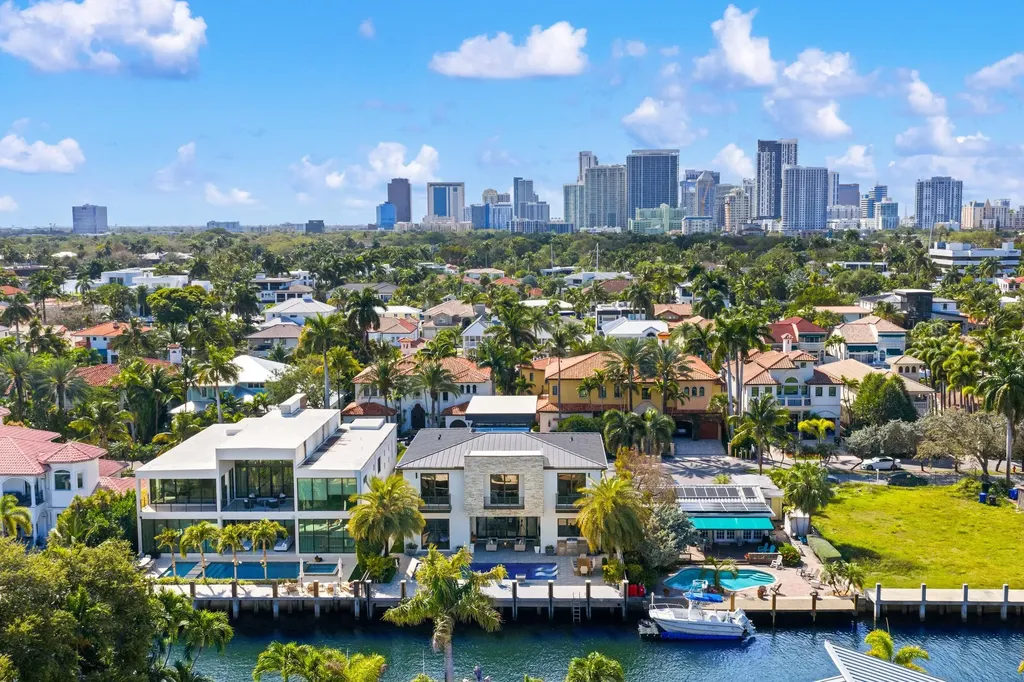 424 Coconut Isle Drive Fort Lauderdale FL 33301