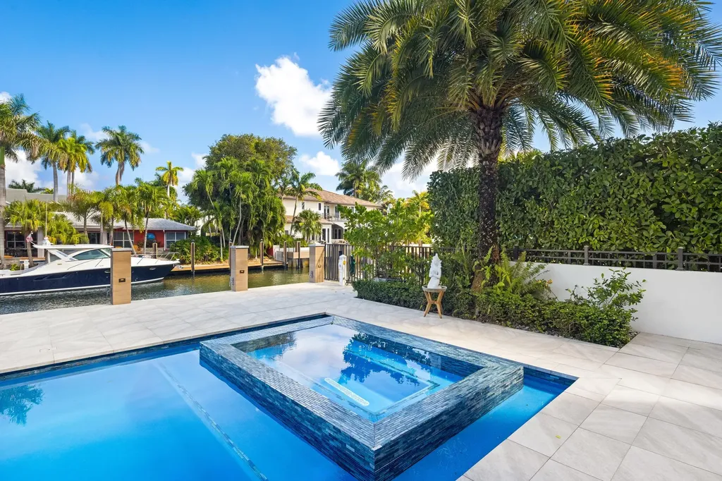 424 Coconut Isle Drive Fort Lauderdale FL 33301