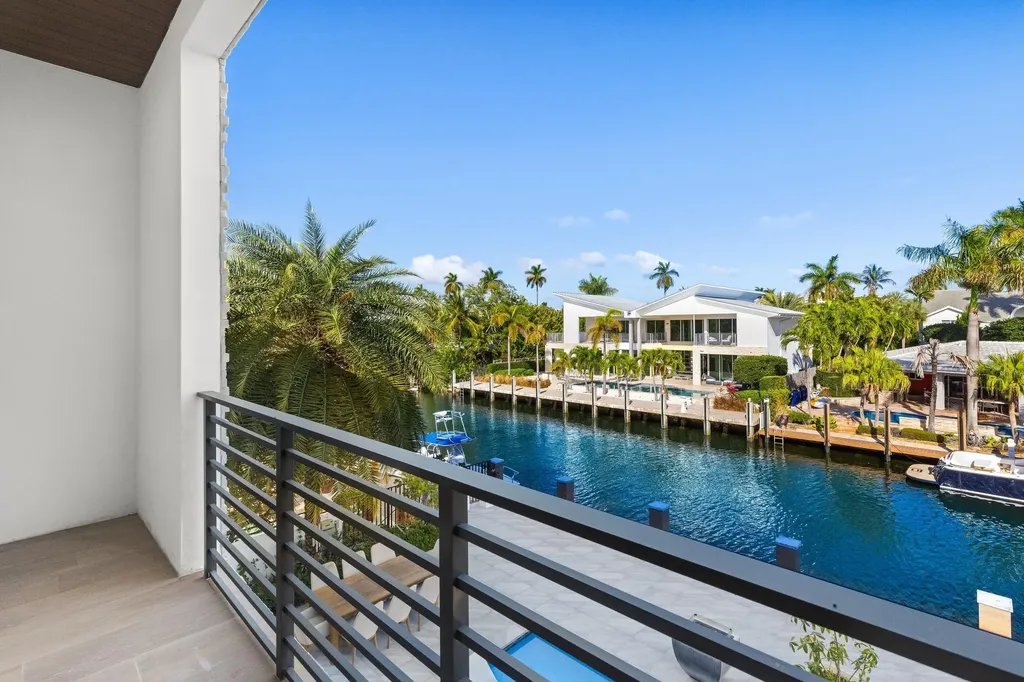 424 Coconut Isle Drive Fort Lauderdale FL 33301