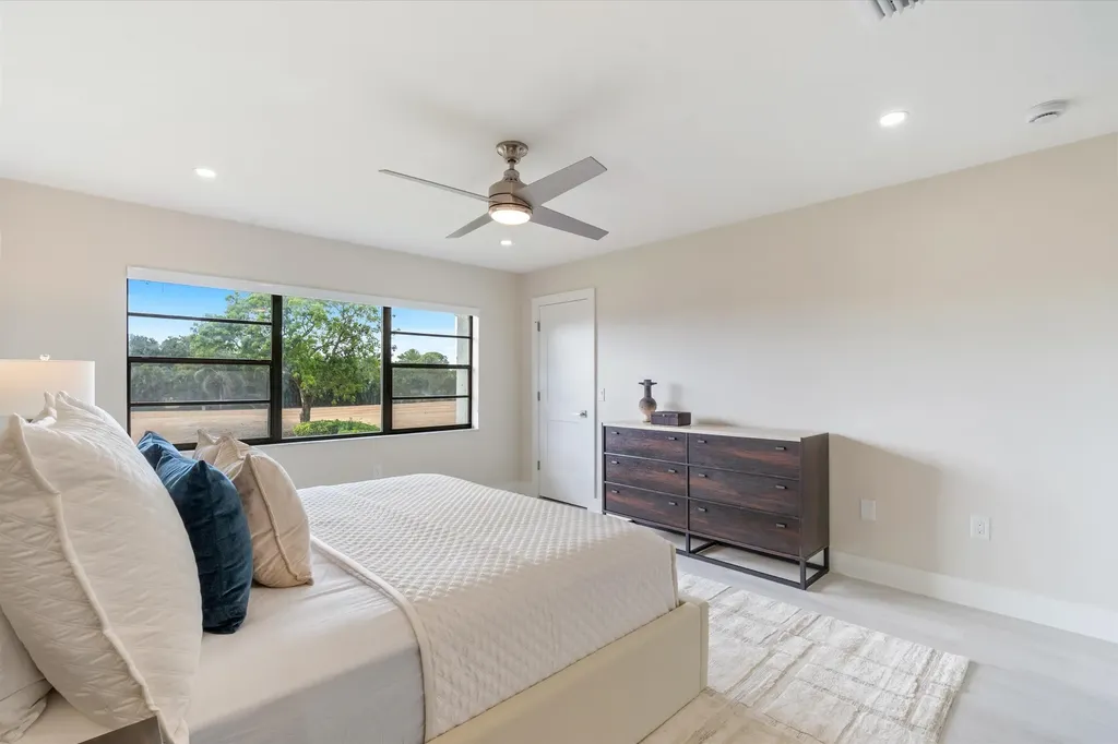 47 Stratford Lane W Boynton Beach FL 33436