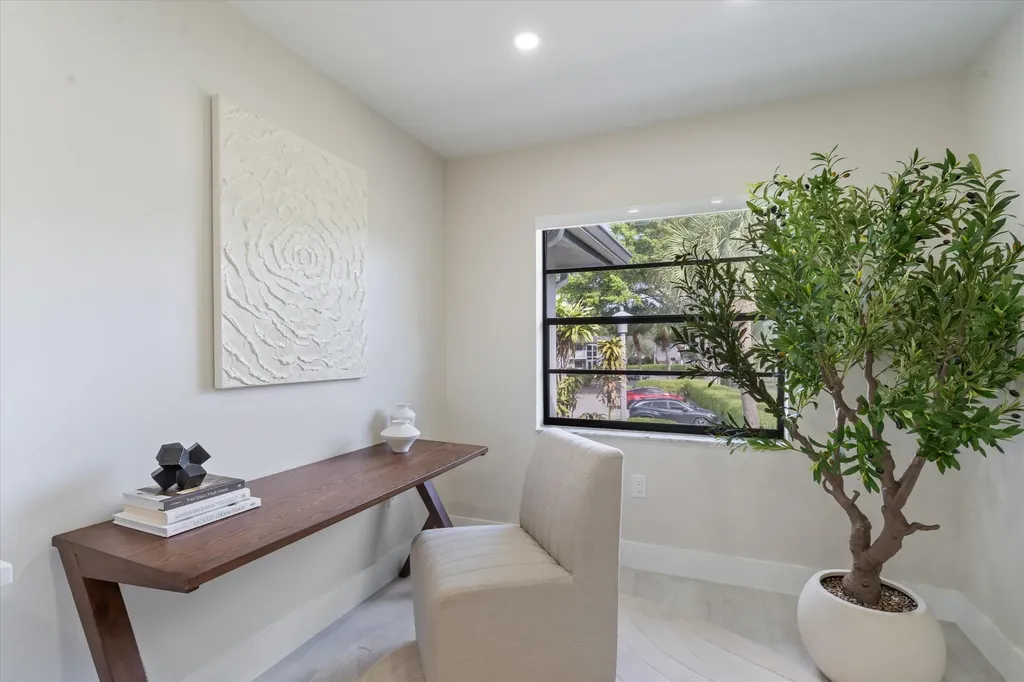 47 Stratford Lane W Boynton Beach FL 33436