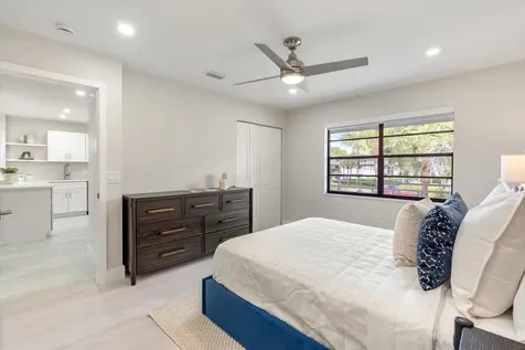 47 Stratford Lane W Boynton Beach FL 33436