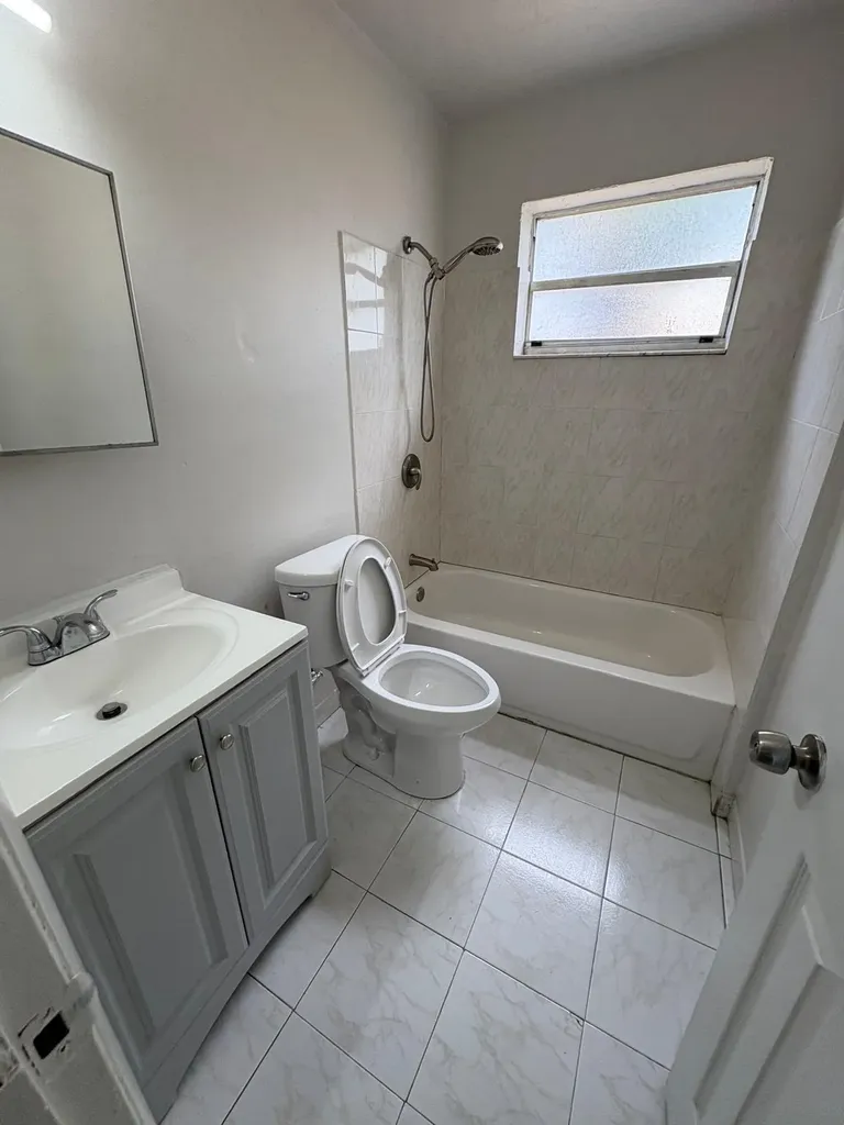 900 NW 17th Avenue Fort Lauderdale FL 33311