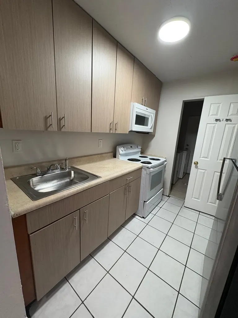 900 NW 17th Avenue Fort Lauderdale FL 33311