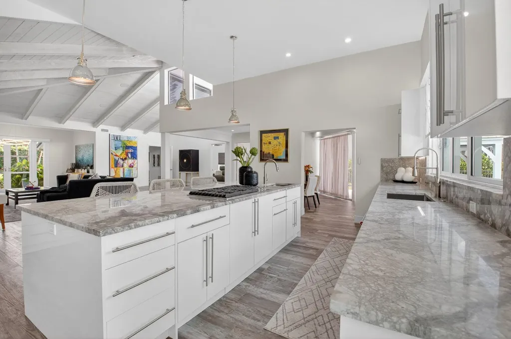 4869 Pineview Circle Delray Beach FL 33445