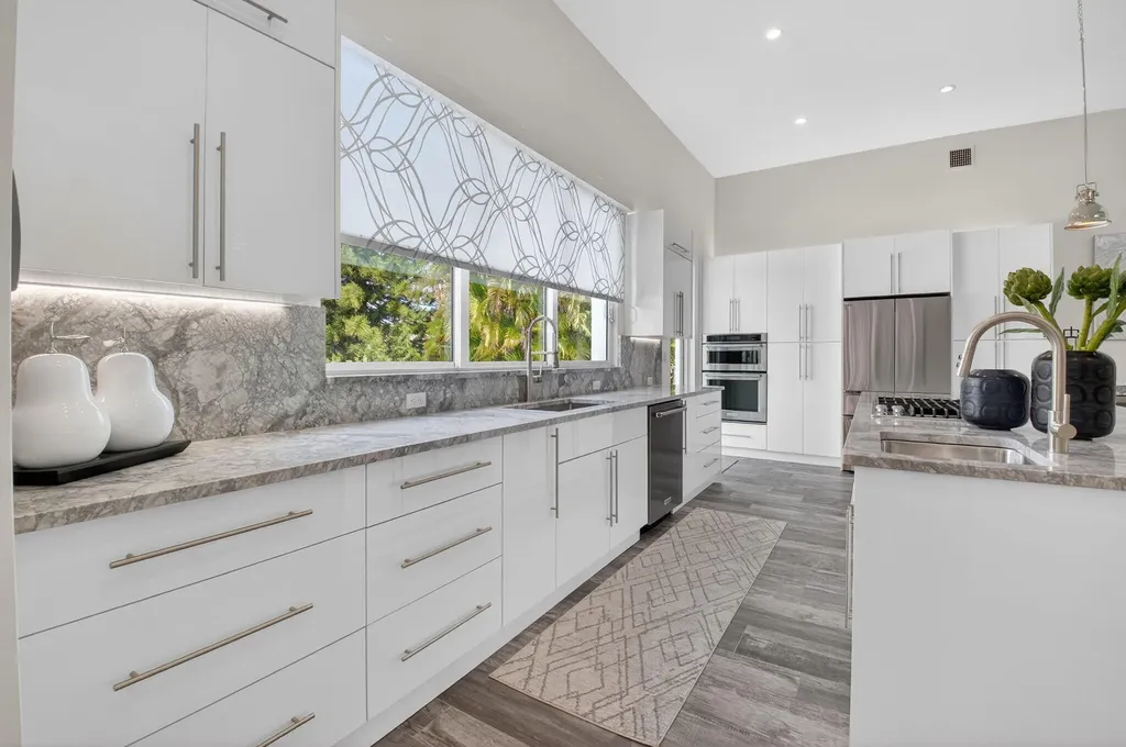 4869 Pineview Circle Delray Beach FL 33445
