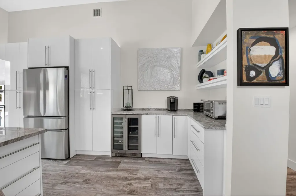 4869 Pineview Circle Delray Beach FL 33445