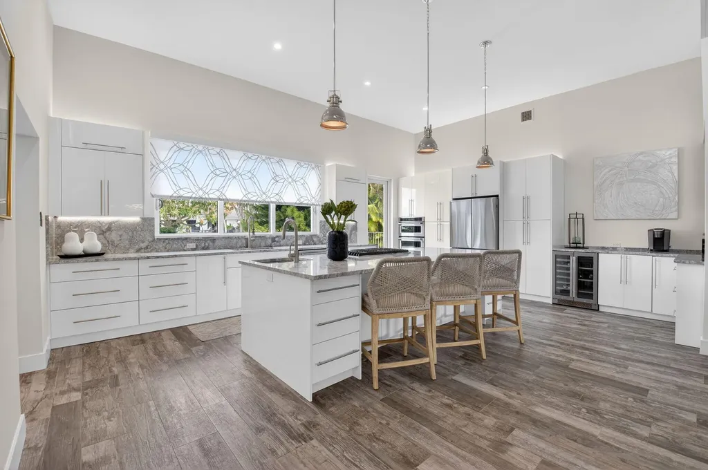 4869 Pineview Circle Delray Beach FL 33445