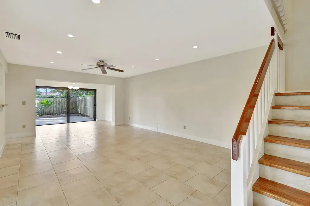 3516 Harbor Circle Delray Beach FL 33483