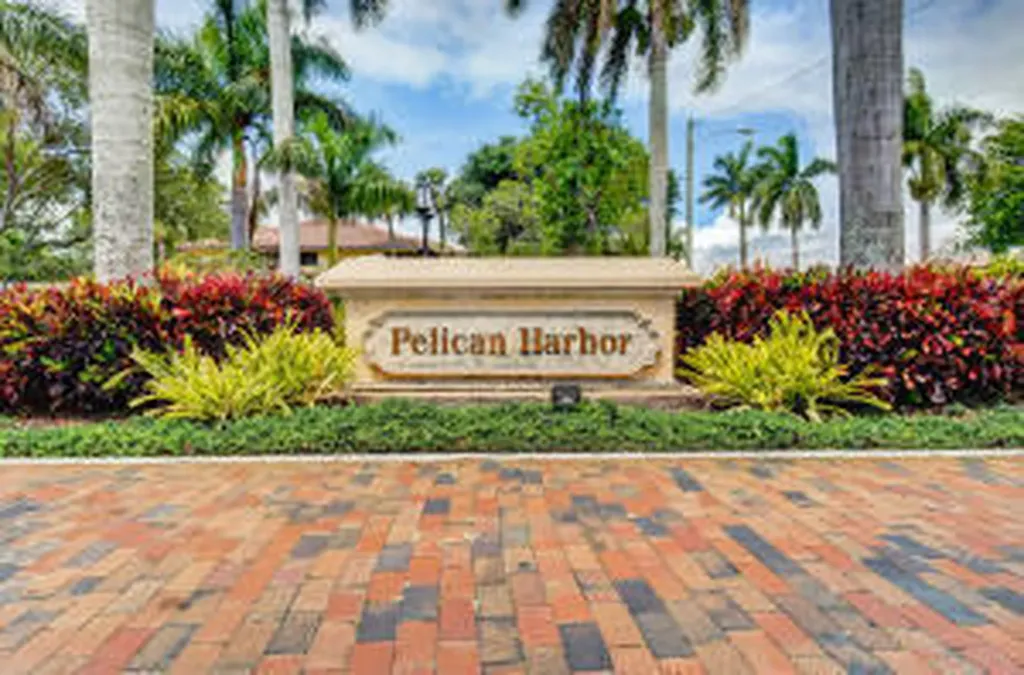 3516 Harbor Circle Delray Beach FL 33483
