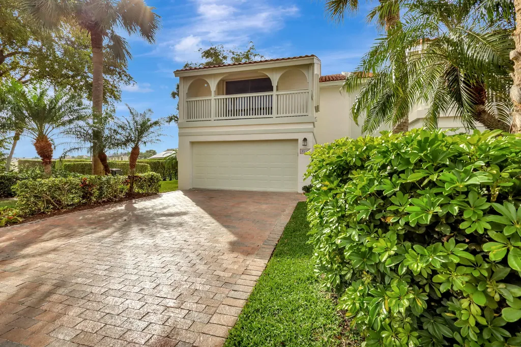 3516 Harbor Circle Delray Beach FL 33483