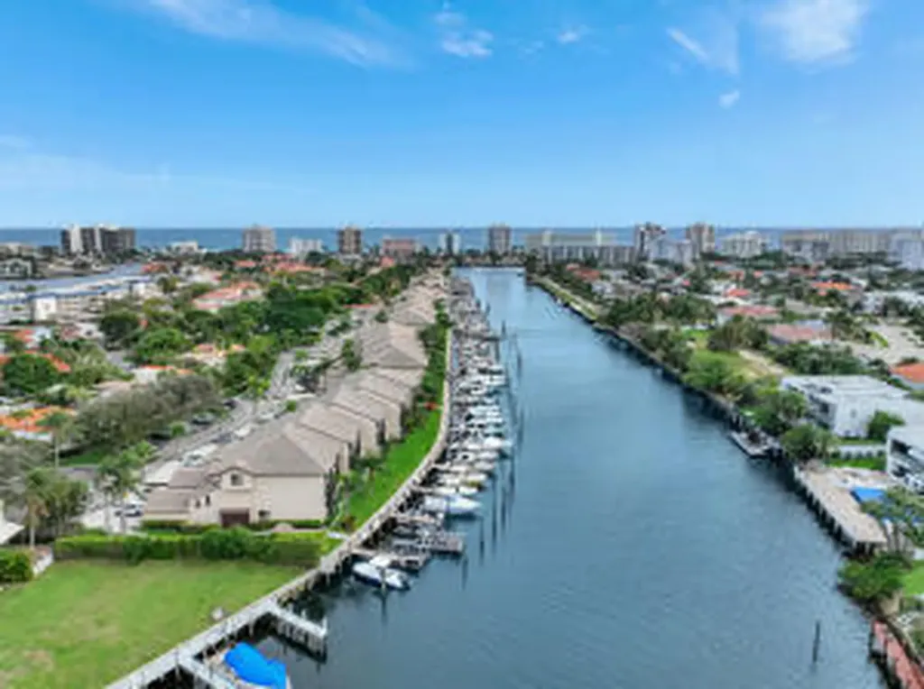 3516 Harbor Circle Delray Beach FL 33483