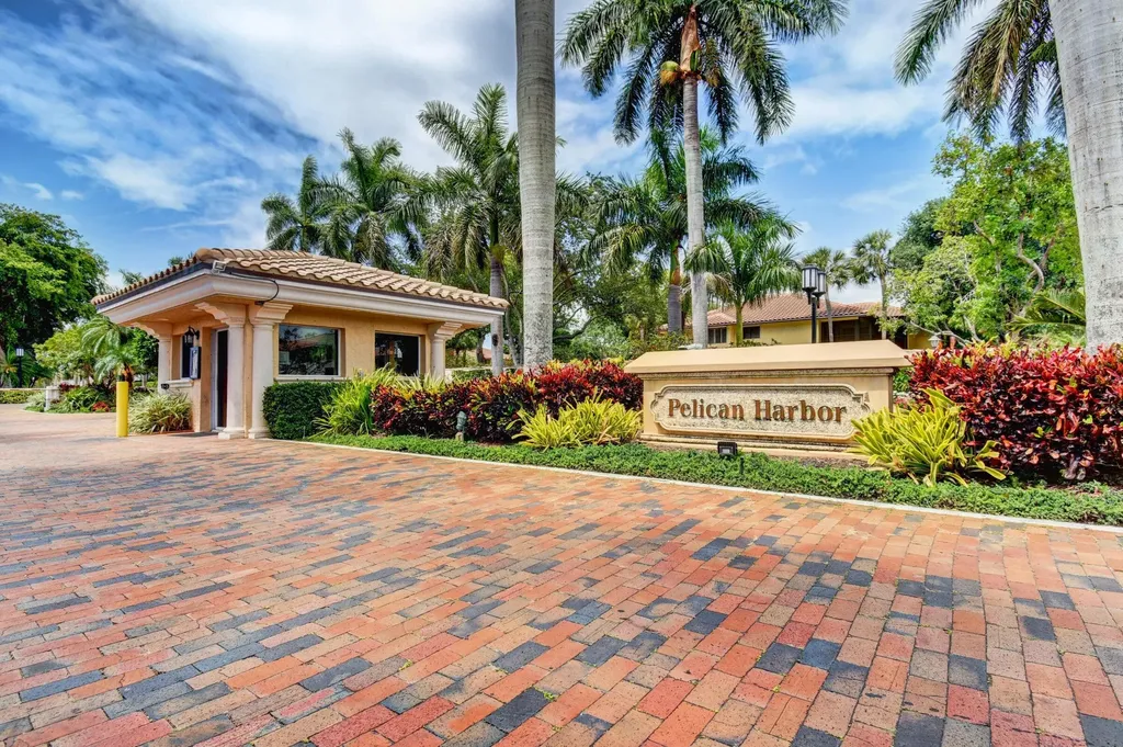 3516 Harbor Circle Delray Beach FL 33483