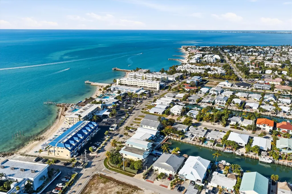 340 E Ocean Drive Key Colony Beach FL