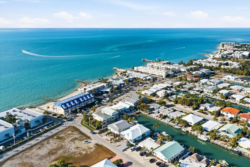 340 E Ocean Drive Key Colony Beach FL