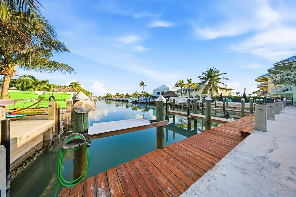 340 E Ocean Drive Key Colony Beach FL