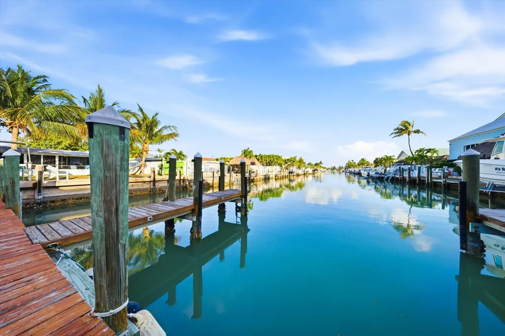 340 E Ocean Drive Key Colony Beach FL