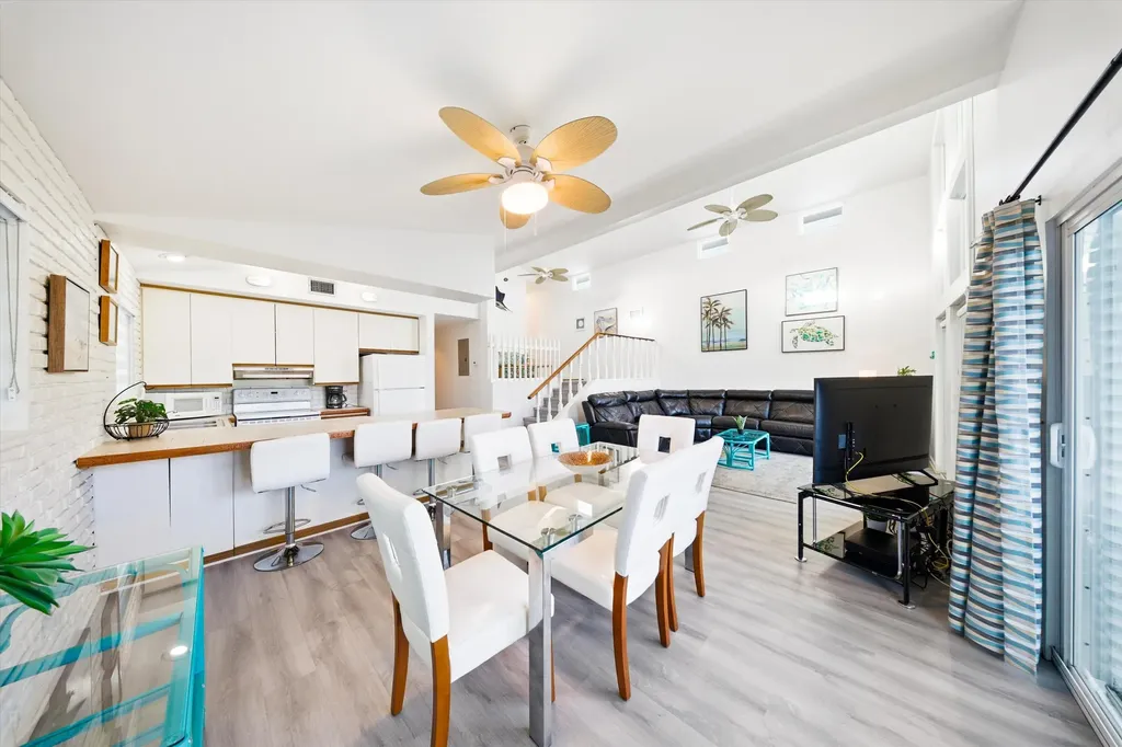 340 E Ocean Drive Key Colony Beach FL