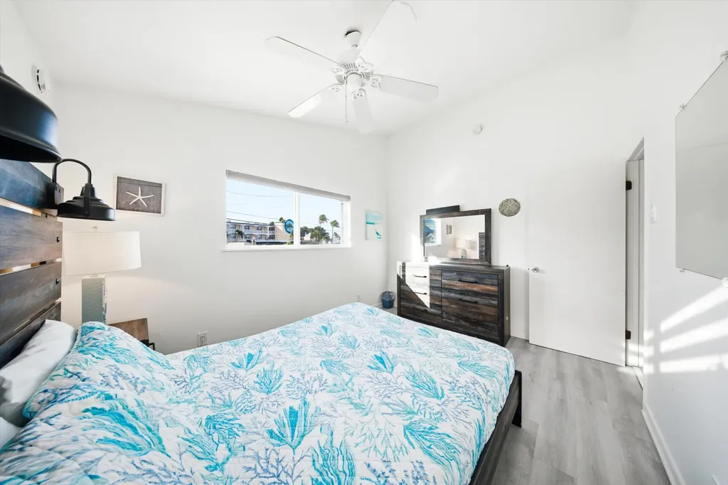 340 E Ocean Drive Key Colony Beach FL