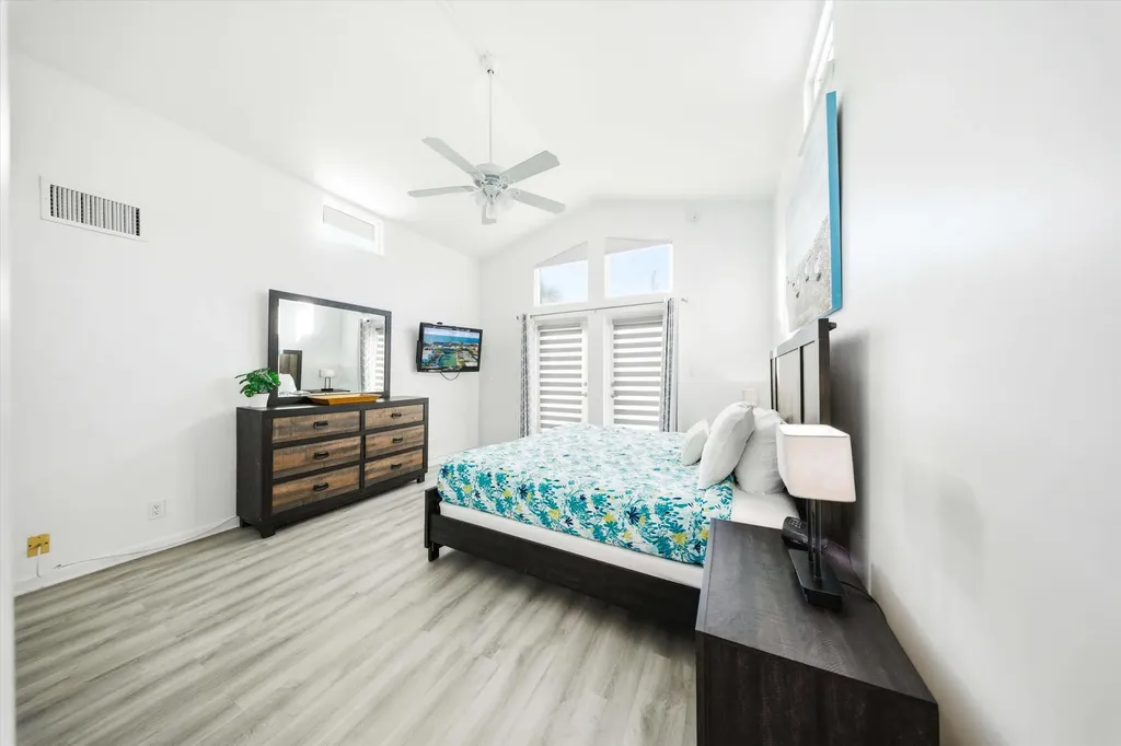 340 E Ocean Drive Key Colony Beach FL