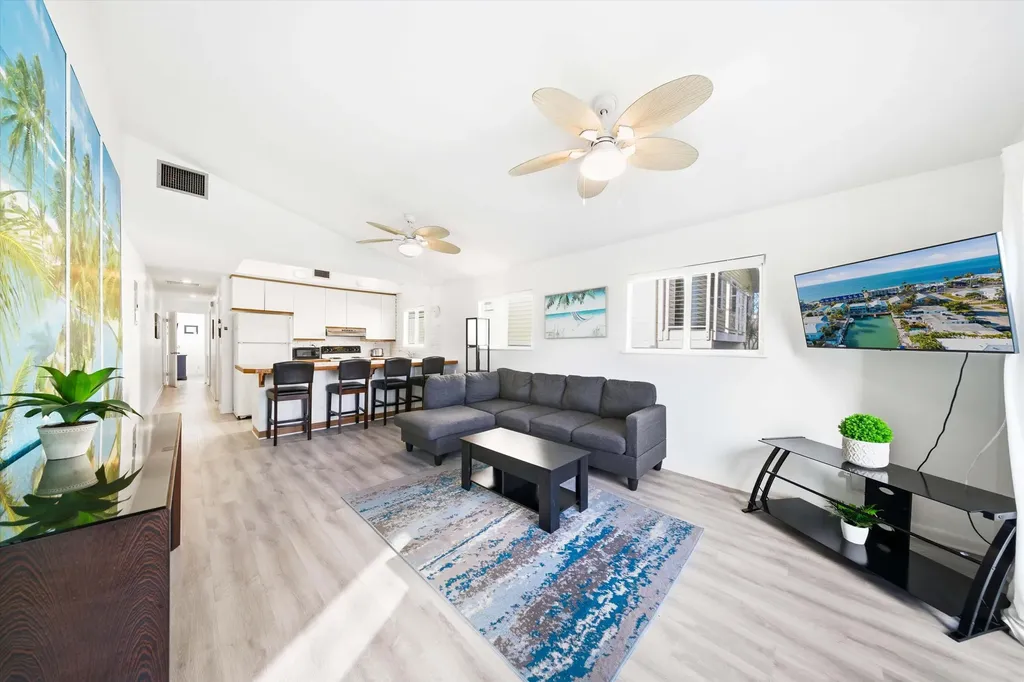 340 E Ocean Drive Key Colony Beach FL