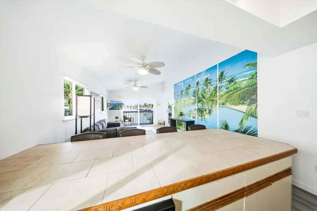 340 E Ocean Drive Key Colony Beach FL