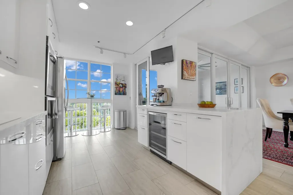 4114 W Palm Aire Drive Pompano Beach FL 33069
