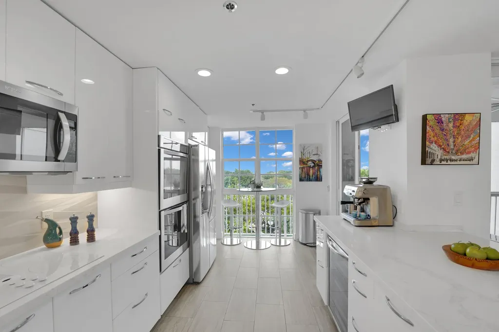 4114 W Palm Aire Drive Pompano Beach FL 33069