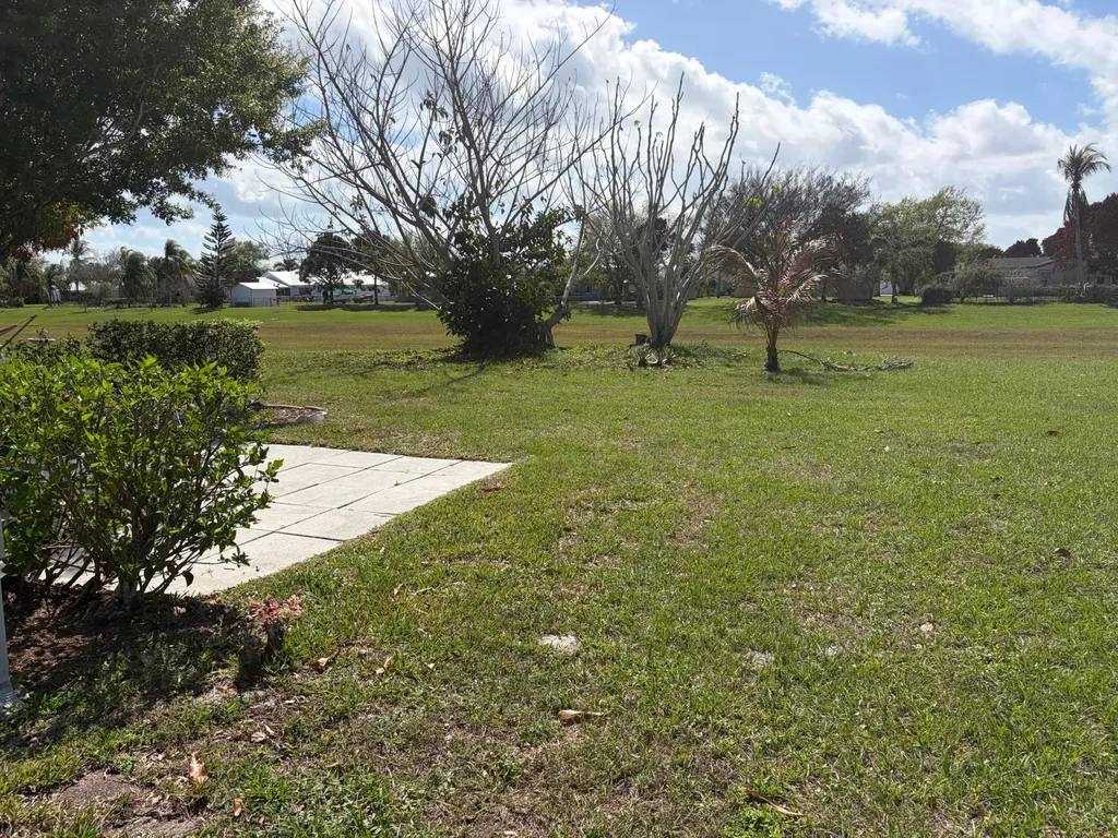 129 E Caribbean Port St Lucie FL 34952