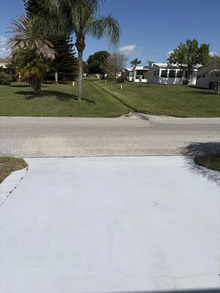 129 E Caribbean Port St Lucie FL 34952