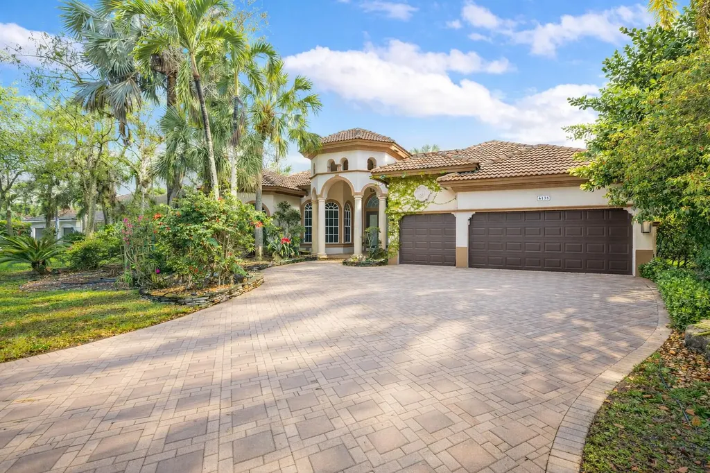 6135 NW 88th Avenue Parkland FL 33067