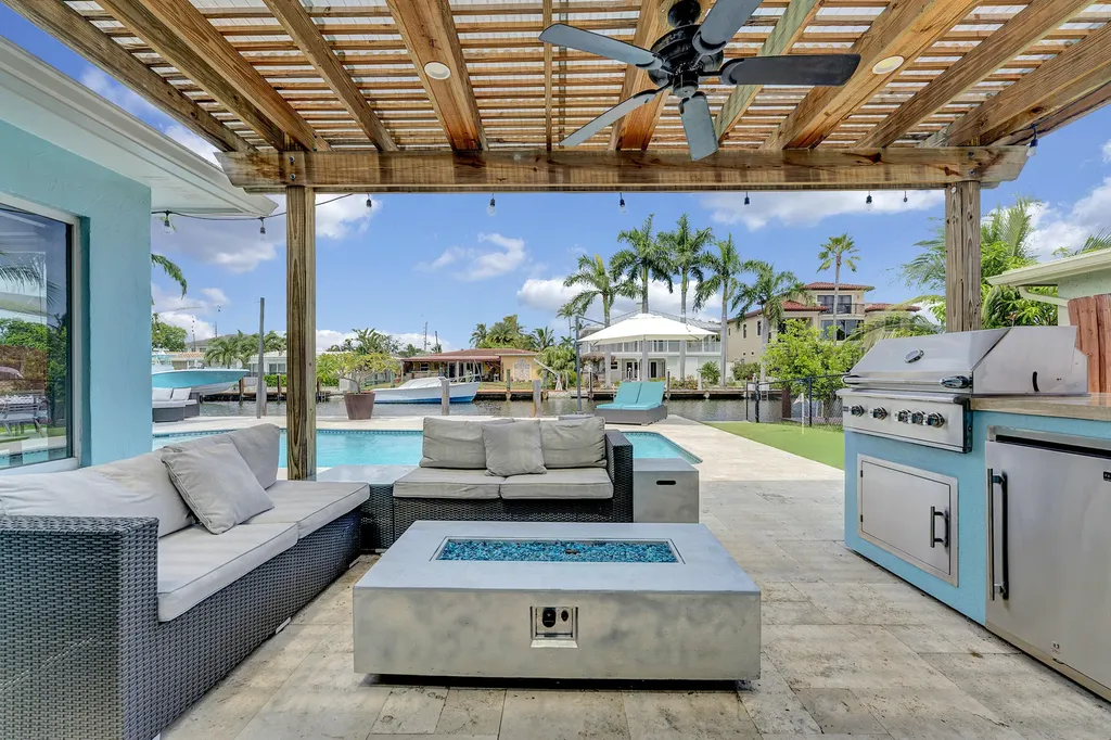 2291 SE 15th Street Pompano Beach FL 33062