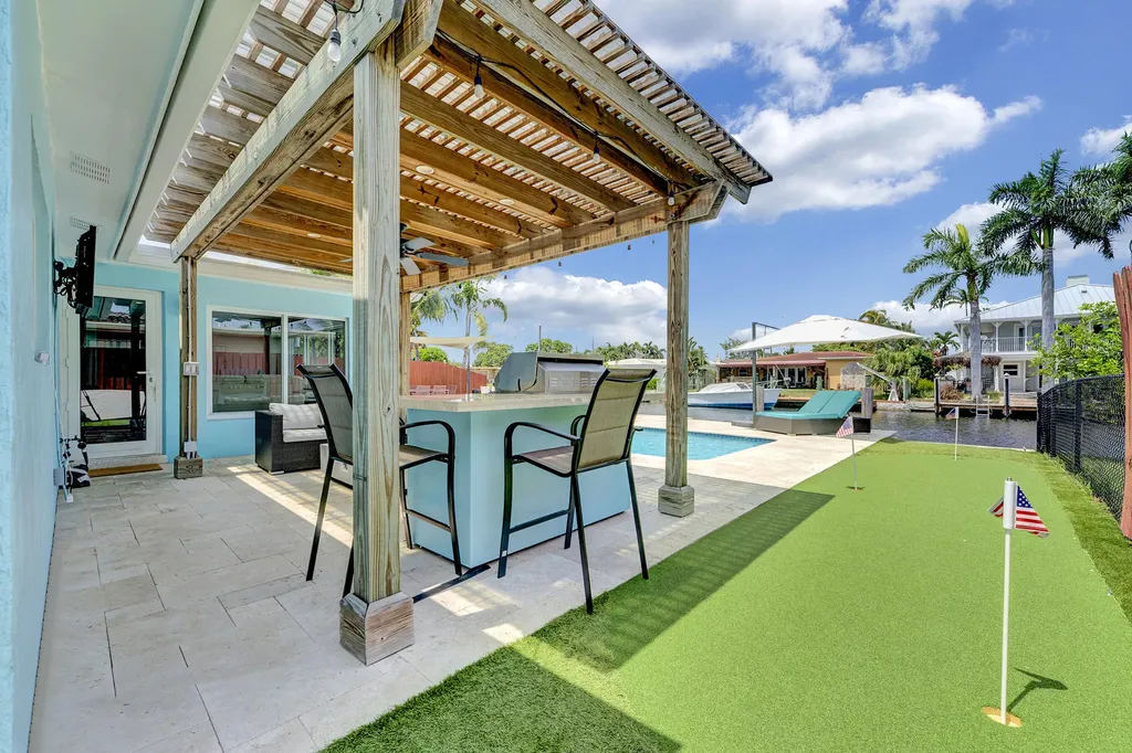 2291 SE 15th Street Pompano Beach FL 33062
