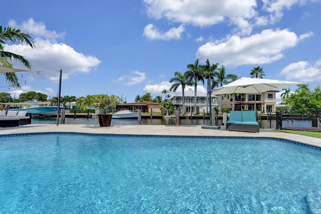 2291 SE 15th Street Pompano Beach FL 33062