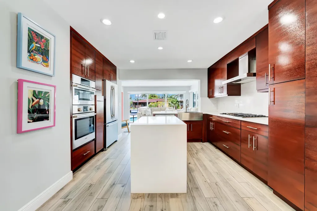 2291 SE 15th Street Pompano Beach FL 33062